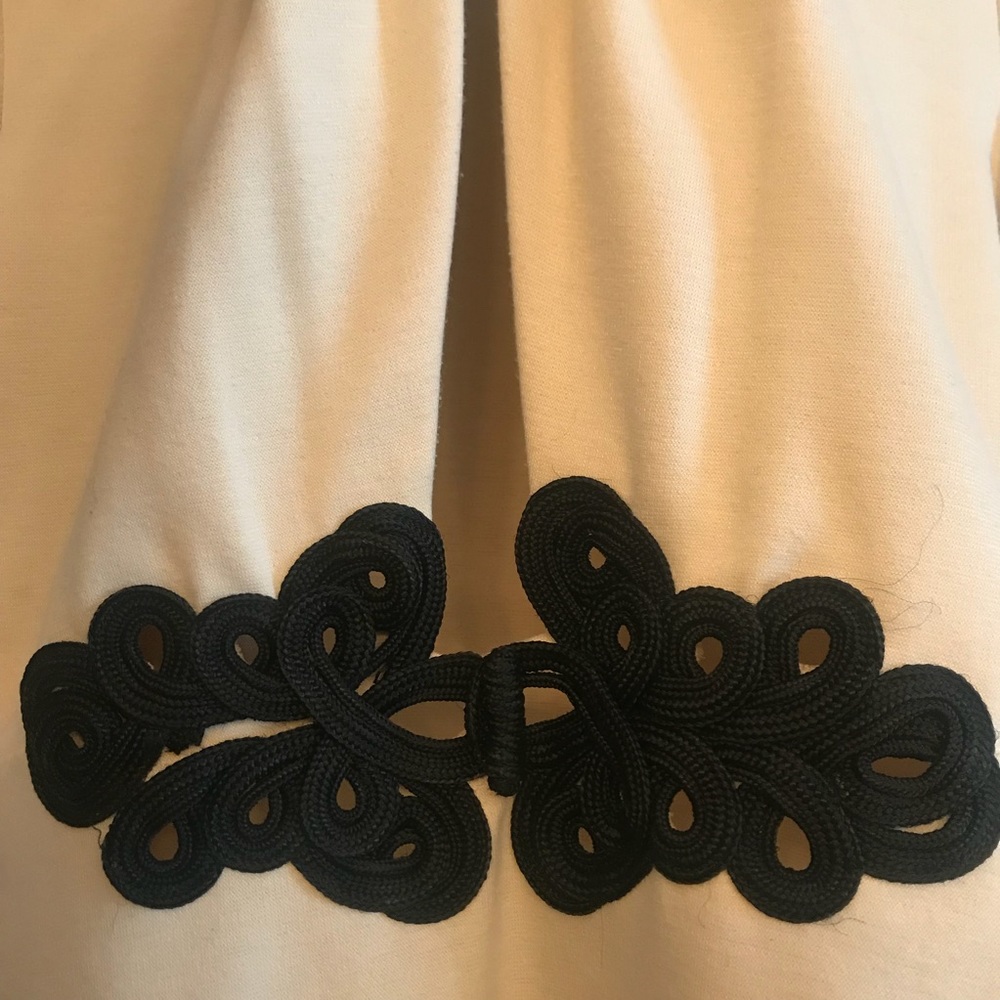 Dress - Picture 6 of 7